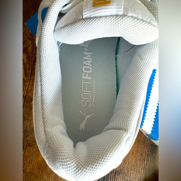 Puma white sneakers size 7.5 (runs small) - Picture 6 of 6